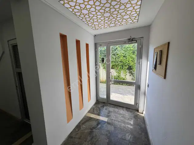 Güzeloba Mahallesinde Eşyalı Satılık 1+1 Daire — görsel 12