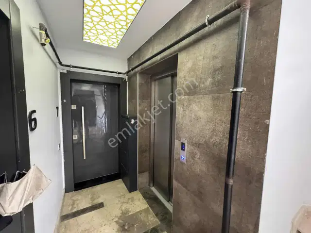 Güzeloba Mahallesinde Eşyalı Satılık 1+1 Daire — görsel 13
