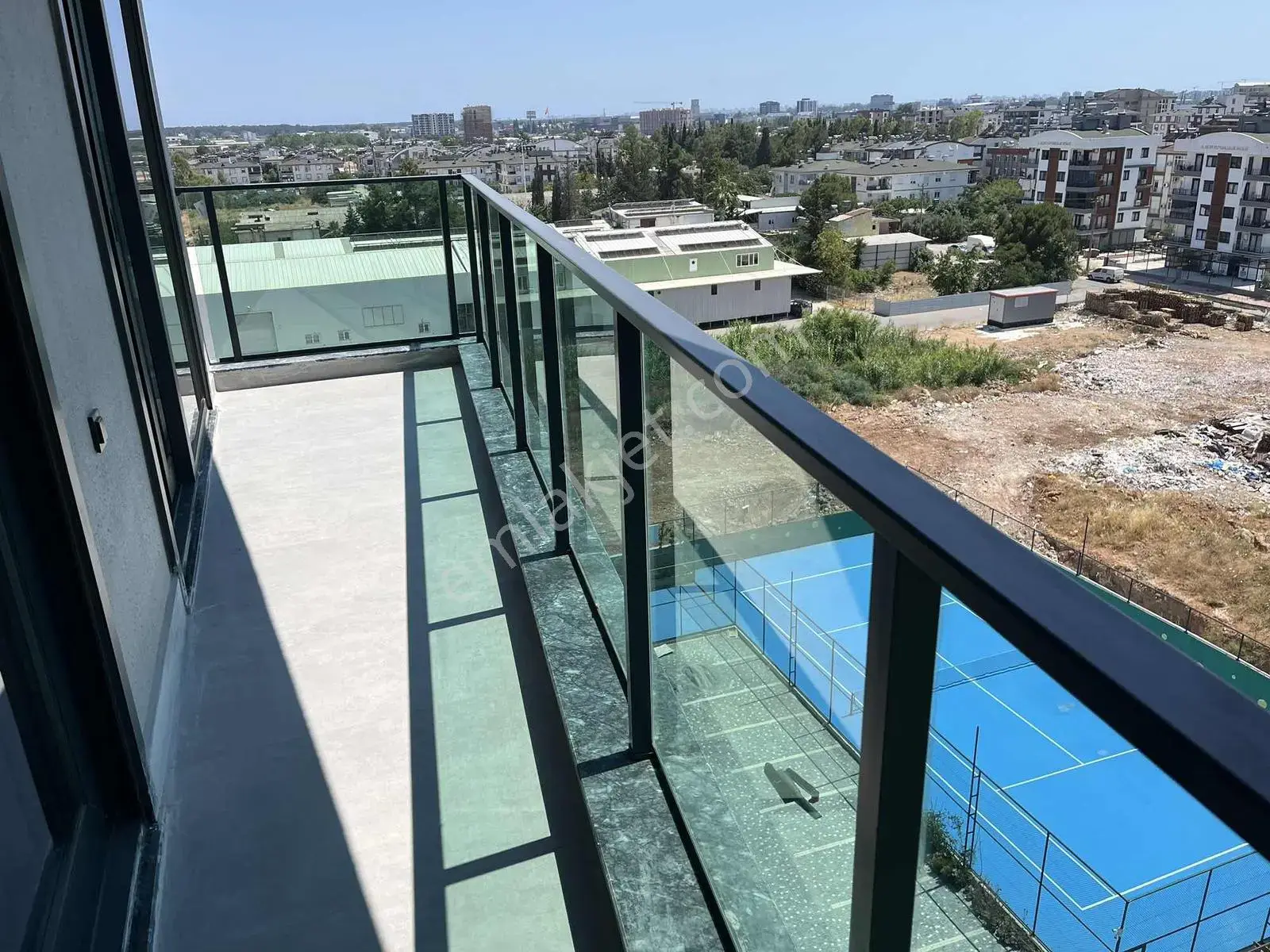 Gülay Tuncay'dan Altınova'da Lüks Sıfır Eşyalı 1+1 Daire — görsel 8