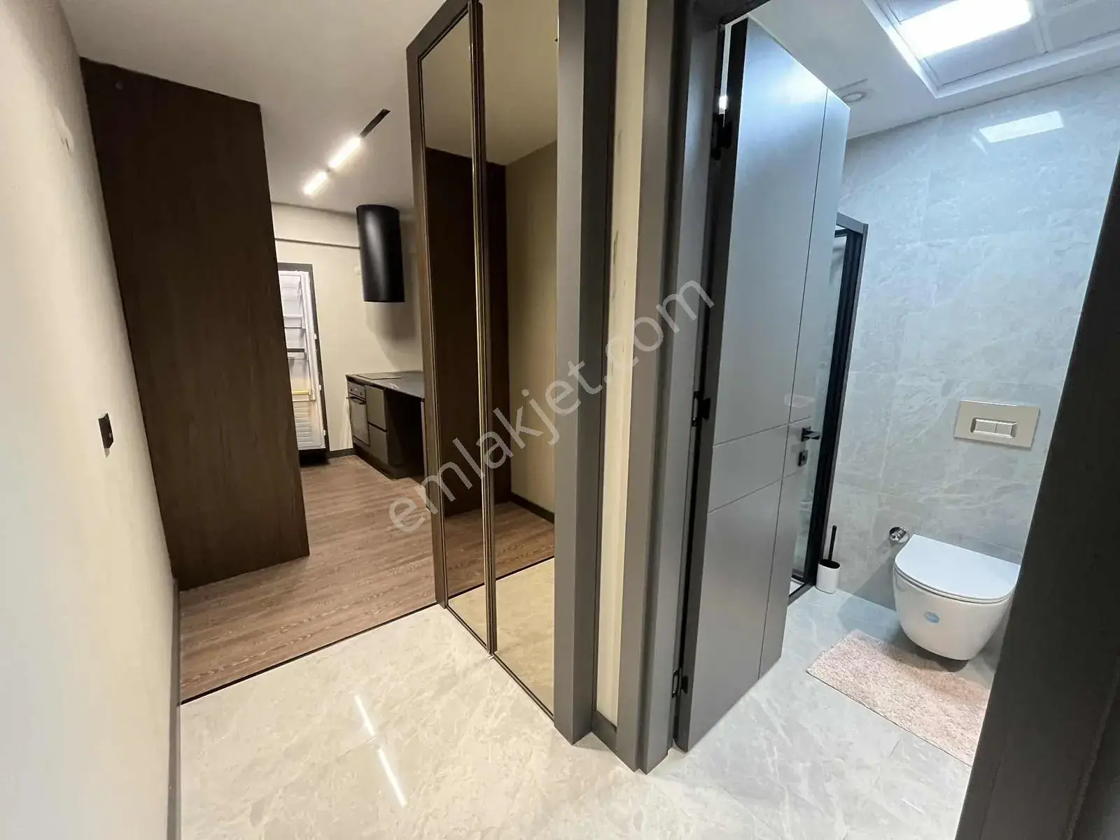 Gülay Tuncay'dan Altınova'da Lüks Sıfır Eşyalı 1+1 Daire — görsel 24