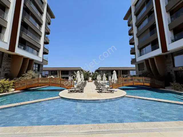 Özelikli Sitede Full Lüks 1+1 Satılık Daire — görsel 3