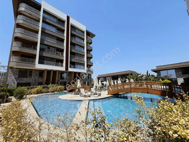 Özelikli Sitede Full Lüks 1+1 Satılık Daire — görsel 4