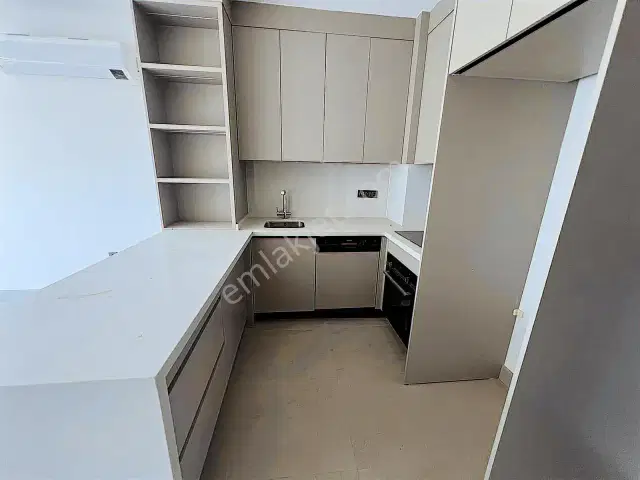 Özelikli Sitede Full Lüks 1+1 Satılık Daire — görsel 9