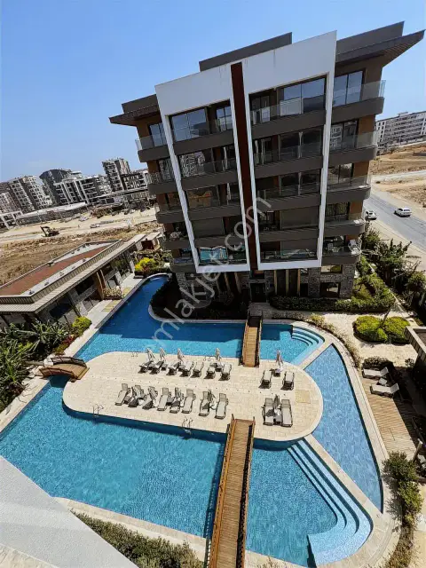 Özelikli Sitede Full Lüks 1+1 Satılık Daire — görsel 13