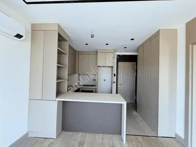 Özelikli Sitede Full Lüks 1+1 Satılık Daire — görsel 34