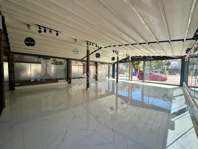 Örnekköy'de Denize Yürüme Mesafesinde Kiralık Dükkan — görsel 3