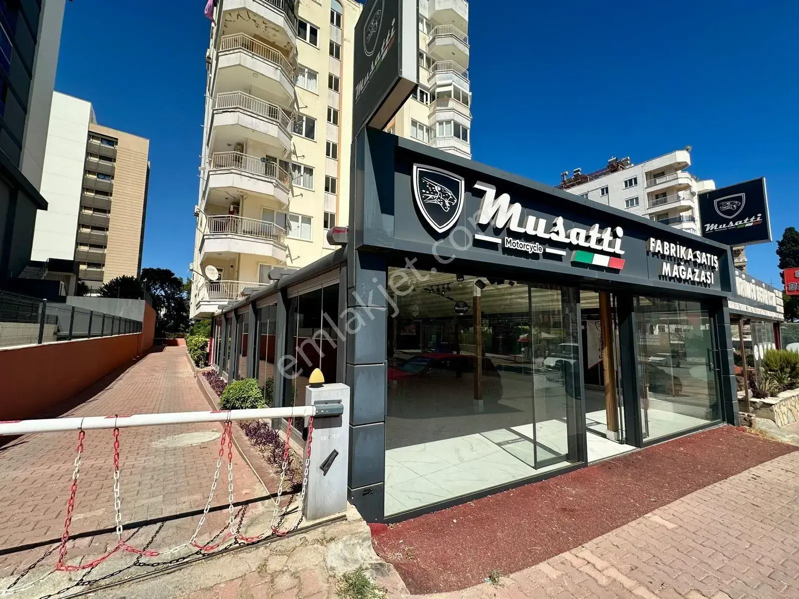 Örnekköy'de Denize Yürüme Mesafesinde Kiralık Dükkan — görsel 11