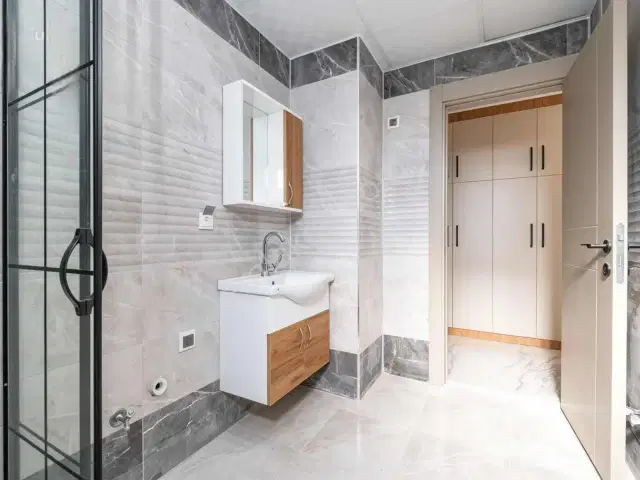 Tramvay Durağına 300 M Sıfır 2+1 Çift Balkon Ayrı Mutfak İskanlı — görsel 28