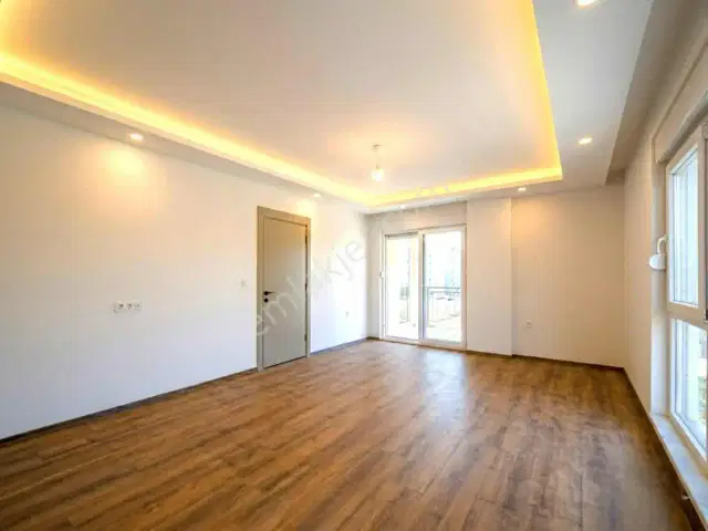 Tramvay Durağına 300 M Sıfır 2+1 Çift Balkon Ayrı Mutfak İskanlı — görsel 31
