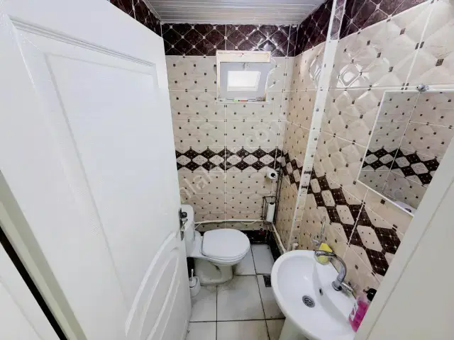 İki Katlı 180 M² Krediye Uygun Satılık Dükkan — görsel 8