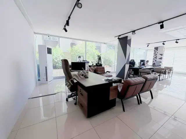 İki Katlı 180 M² Krediye Uygun Satılık Dükkan — görsel 12