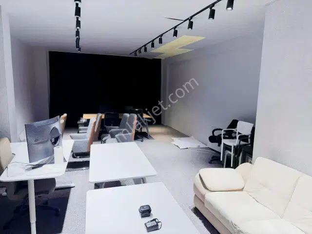 İki Katlı 180 M² Krediye Uygun Satılık Dükkan — görsel 13