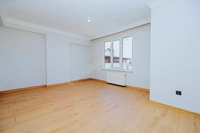 Yeşilbahçe'de Denize 5 Dk İçi Full Yapılı 3+1 180 M2 Satılık — görsel 7