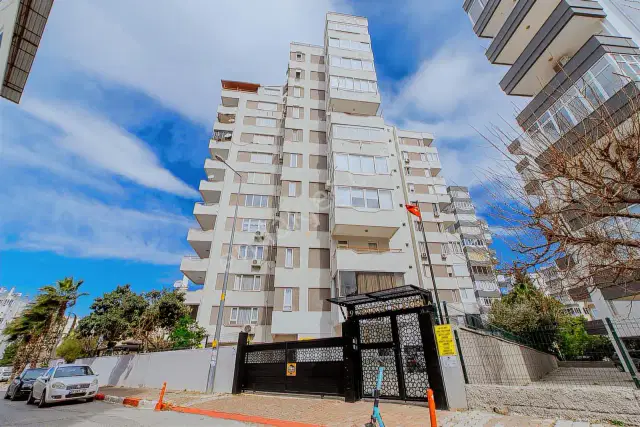 Yeşilbahçe'de Denize 5 Dk İçi Full Yapılı 3+1 180 M2 Satılık — görsel 21