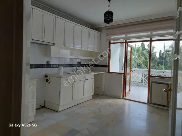 Eski Lara Yolunda Deniz Manzaralı 4+1 Kiralık Daire — görsel 7