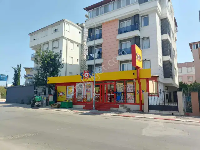 Kültürde Kurumsal Kiracılı 190 M2 Satılık Dükkan