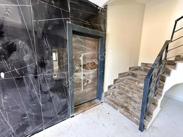 İskanlı Sıfır Binada 1+1 Satılık Daire — görsel 4