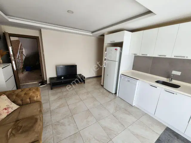 Güzeloba Turizm Yolu Yakını Yüksek Giriş Eşyalı Satılık 1+1 — görsel 14