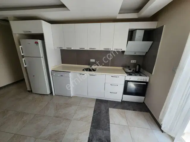 Güzeloba Turizm Yolu Yakını Yüksek Giriş Eşyalı Satılık 1+1 — görsel 16