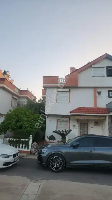 Altıntaş Onur Sitesi Muhteşem Manzaralı Villa