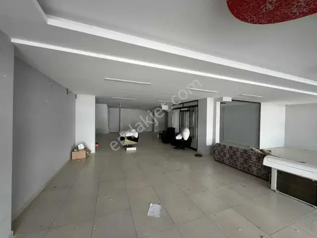 Kumluca Gödene Caddesi Üzeri 2 Katlı 525 M2 Dükkan & Mağaza — görsel 4