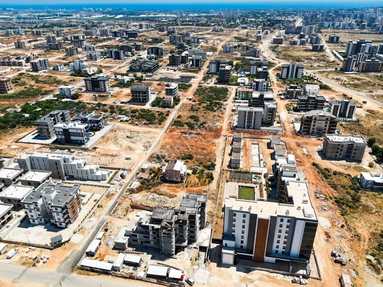 Altıntaş'ta Yatırımlık Fırsat 1303 M² Arsa Harika Lokasyon — görsel 6