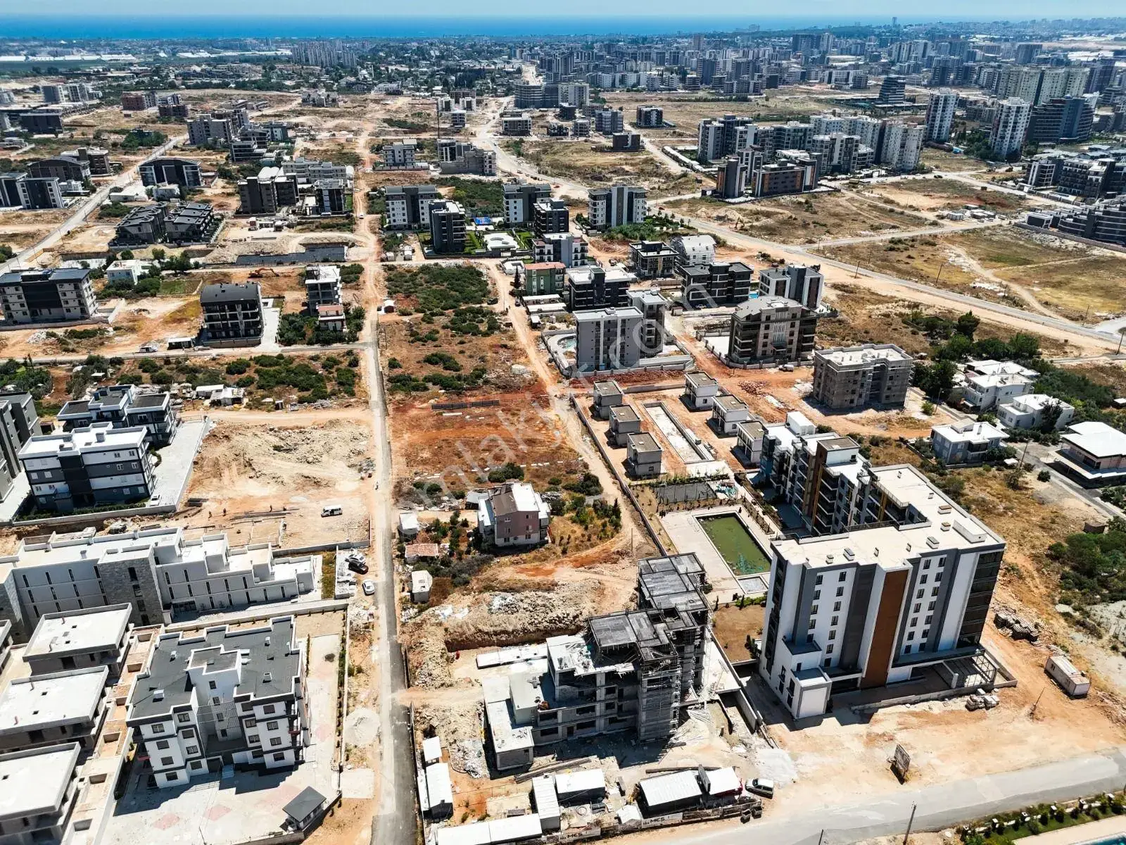 Altıntaş'ta Yatırımlık Fırsat 1303 M² Arsa Harika Lokasyon — görsel 7