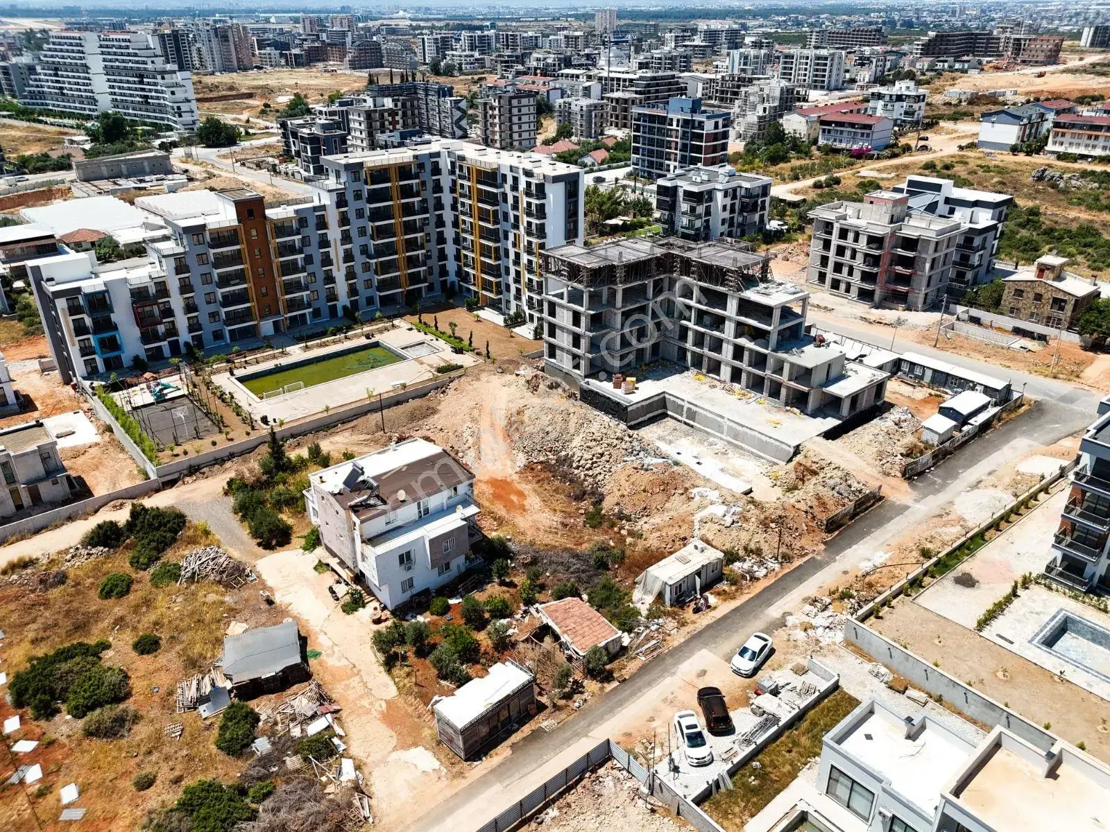 Altıntaş'ta Yatırımlık Fırsat 1303 M² Arsa Harika Lokasyon — görsel 10