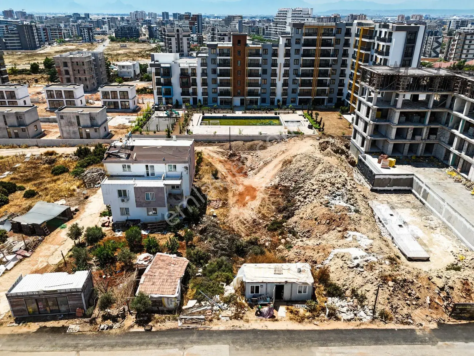 Altıntaş'ta Yatırımlık Fırsat 1303 M² Arsa Harika Lokasyon — görsel 18