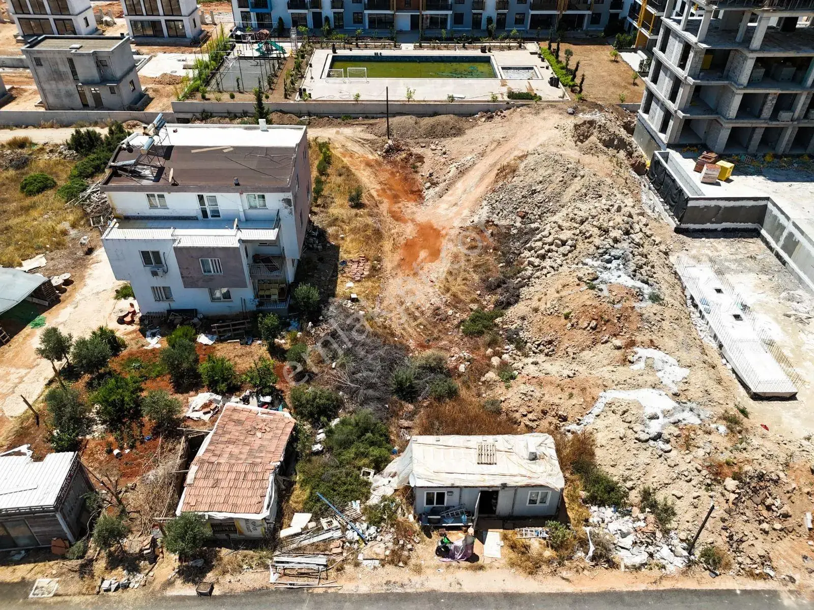 Altıntaş'ta Yatırımlık Fırsat 1303 M² Arsa Harika Lokasyon — görsel 19