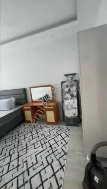 Altıntaş'ta Site İçerisinde, Eşyalı Kiralık Daire — görsel 4