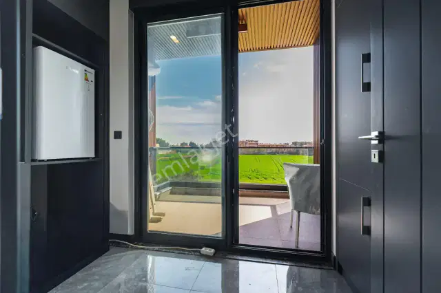 Altınkale Geniş Bahçeli Ve Kapalı Garajlı Özel Tasarım Villa — görsel 22