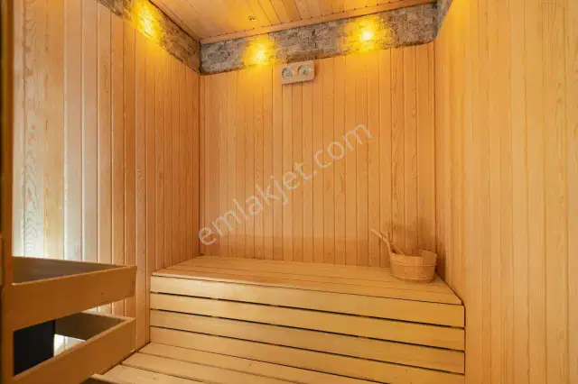 Altınkale Geniş Bahçeli Ve Kapalı Garajlı Özel Tasarım Villa — görsel 32