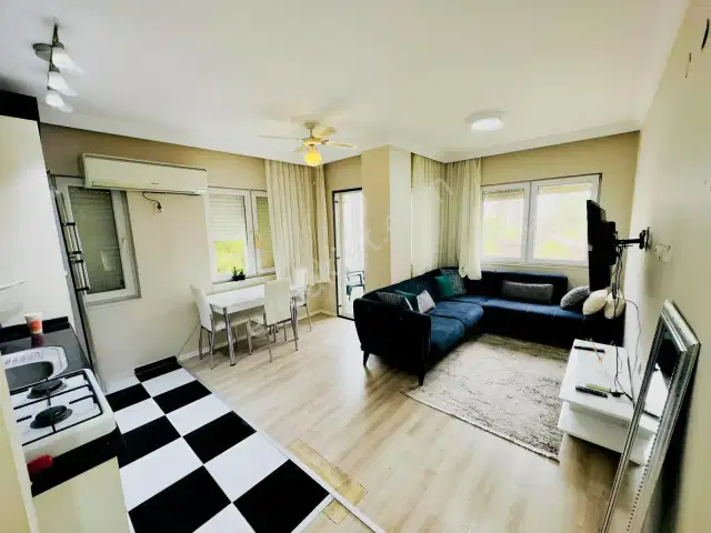 Güzeloba Denize Yakın Site İçi Eşyalı 2+1 Arakat Daire — görsel 8