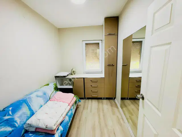 Güzeloba Denize Yakın Site İçi Eşyalı 2+1 Arakat Daire — görsel 10