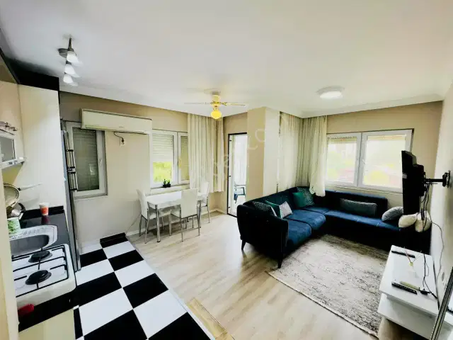 Güzeloba Denize Yakın Site İçi Eşyalı 2+1 Arakat Daire — görsel 12