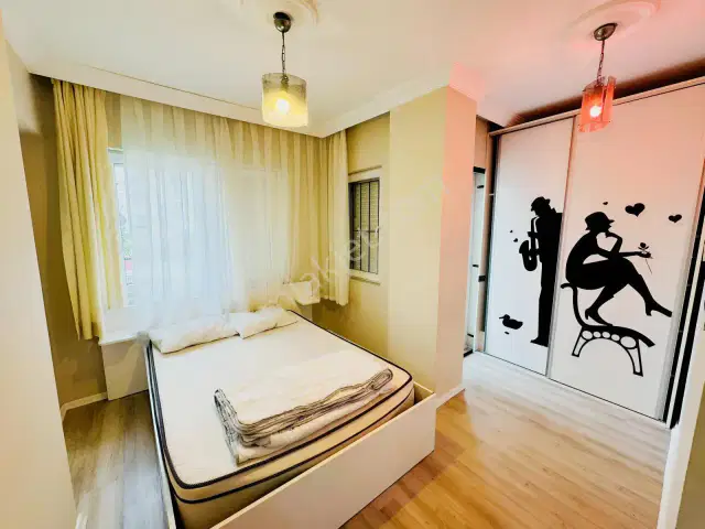 Güzeloba Denize Yakın Site İçi Eşyalı 2+1 Arakat Daire — görsel 19