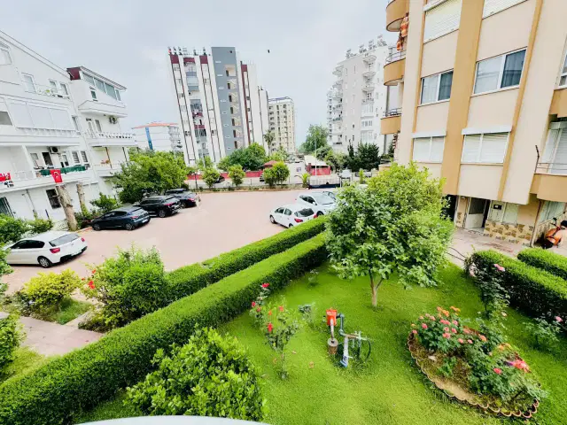 Güzeloba Denize Yakın Site İçi Eşyalı 2+1 Arakat Daire — görsel 26