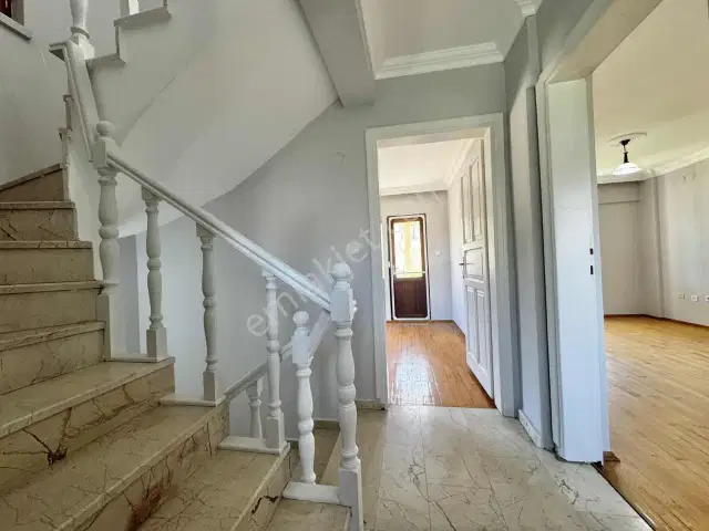 Belek Site İçinde Geniş Bahçeli Teraslı 3+1 Satılık Villa — görsel 23