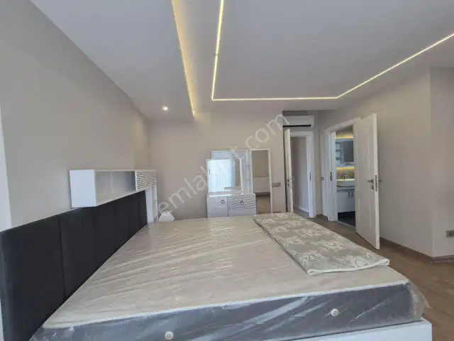 Denize Sıfır, Yeni Bina'da, Yeni Mobilyalı Daire — görsel 32
