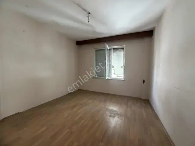 Üçgen Mahallesi Sgk Yanı Ara Katta 3+1 Kiralık Daire — görsel 20