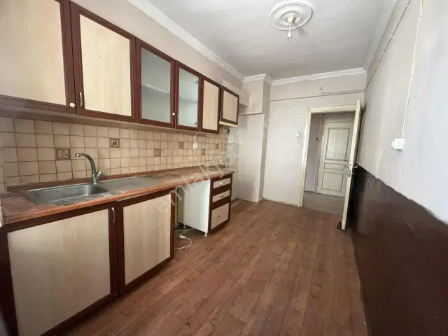 Üçgen Mahallesi Sgk Yanı Ara Katta 3+1 Kiralık Daire — görsel 25