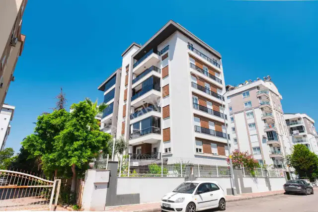Havuzlu Ve Güvenlikli Sitede Doğalgazlı K.otoparklı 1+1 Fırsatı — görsel 7