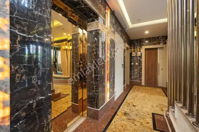 Havuzlu Ve Güvenlikli Sitede Doğalgazlı K.otoparklı 1+1 Fırsatı — görsel 12