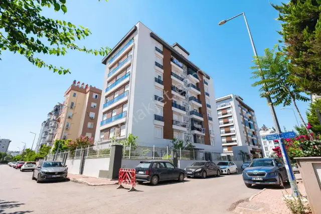 Havuzlu Ve Güvenlikli Sitede Doğalgazlı K.otoparklı 1+1 Fırsatı — görsel 15