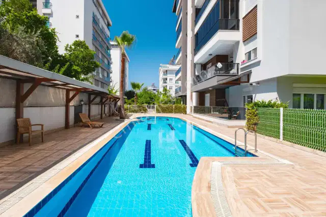 Havuzlu Ve Güvenlikli Sitede Doğalgazlı K.otoparklı 1+1 Fırsatı — görsel 16