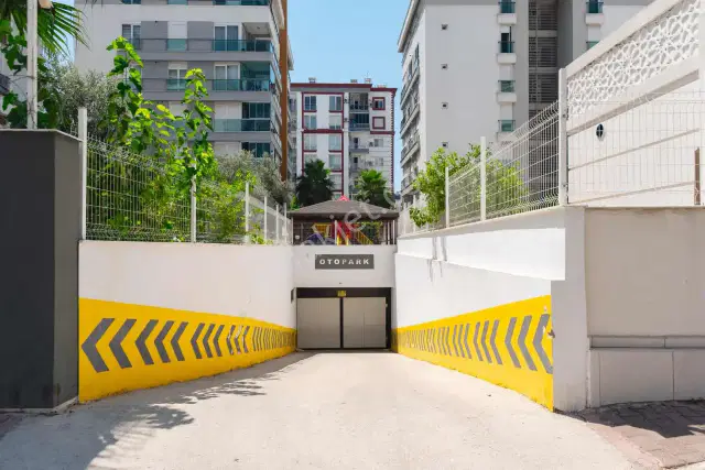 Havuzlu Ve Güvenlikli Sitede Doğalgazlı K.otoparklı 1+1 Fırsatı — görsel 23