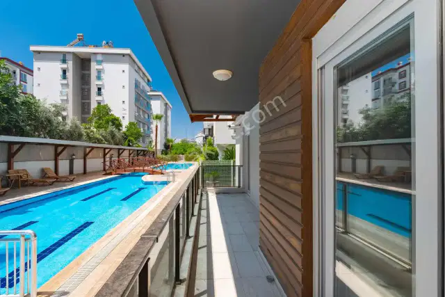 Havuzlu Ve Güvenlikli Sitede Doğalgazlı K.otoparklı 1+1 Fırsatı — görsel 26