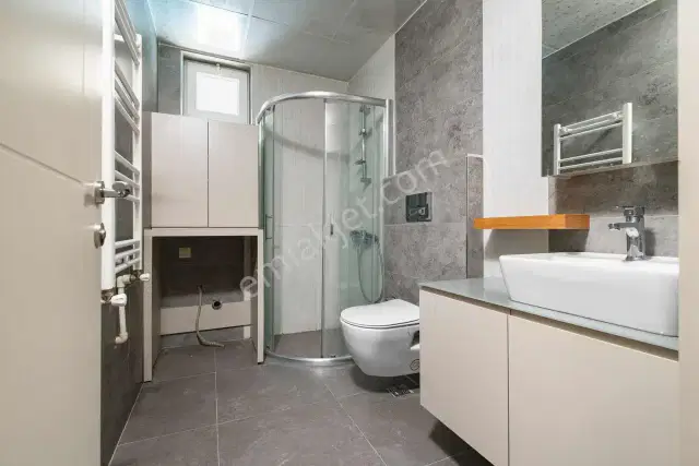 Havuzlu Ve Güvenlikli Sitede Doğalgazlı K.otoparklı 1+1 Fırsatı — görsel 29