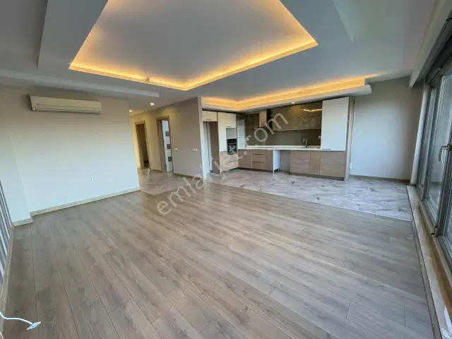 Full Özellıklı Sıtede Çıft Banyolu Genış Kıralık 2 + 1 Daıre — görsel 5